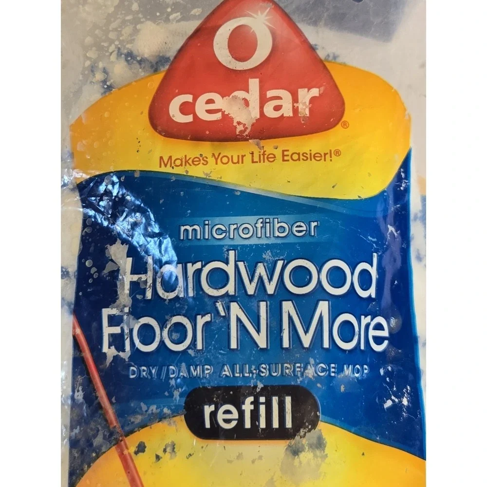 O Cedar Hardwood Floor 'N More Microfiber Mop Refill. NEW